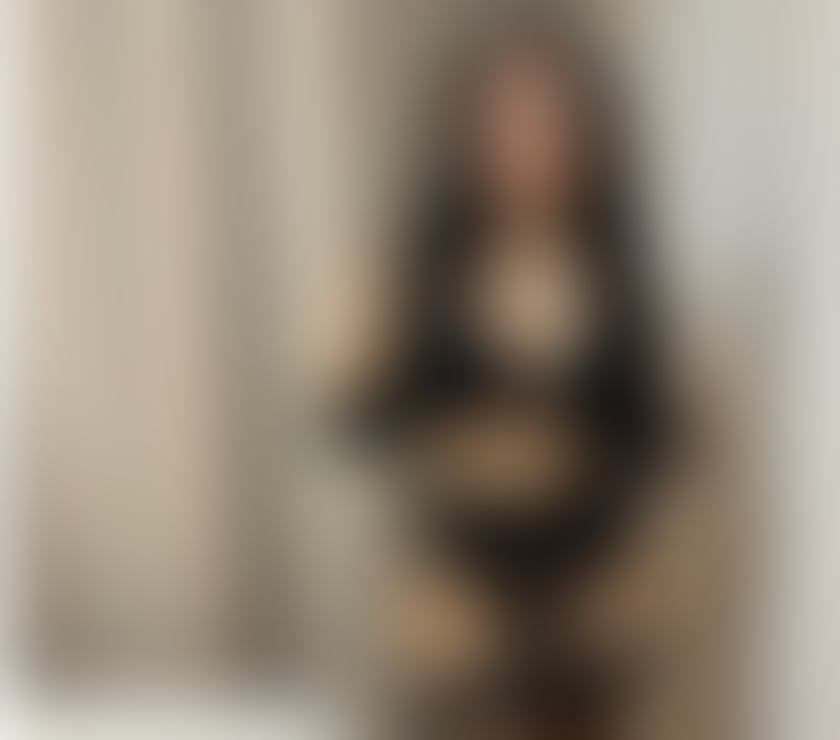 BEST SERVICE NO RUSH PARTY GIRL