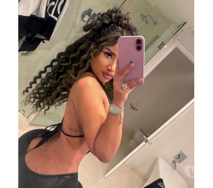  Escorts & Erotic Massage Gravesend Gravesham - Photos for Lola 💙💚Ready for Party💚❤️