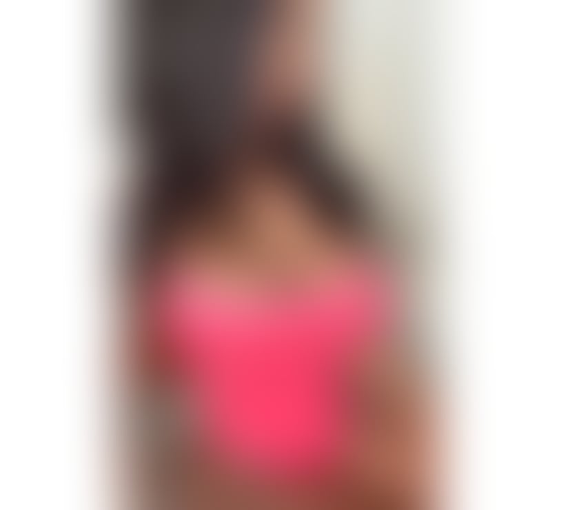 Escort Raynes Park South West London - Photos for 🔥THE HOTTELST CUBAN🫦 LADY OF ALL RAYNES PARK💋