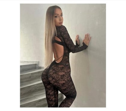  Escorts Laindon Basildon - Photos for NEW 🔞 HIGH CLASS NAUGHTY BLONDE 👅🍑