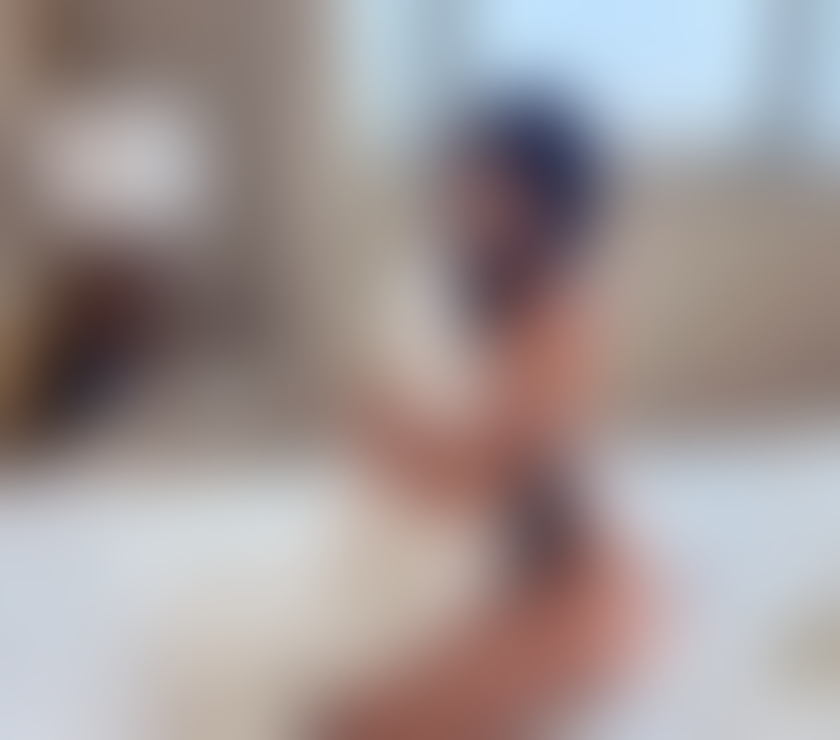 Escorts Victoria Docks East London - Photos for Mia khan💋 mirrored walls👀ceilings 😈