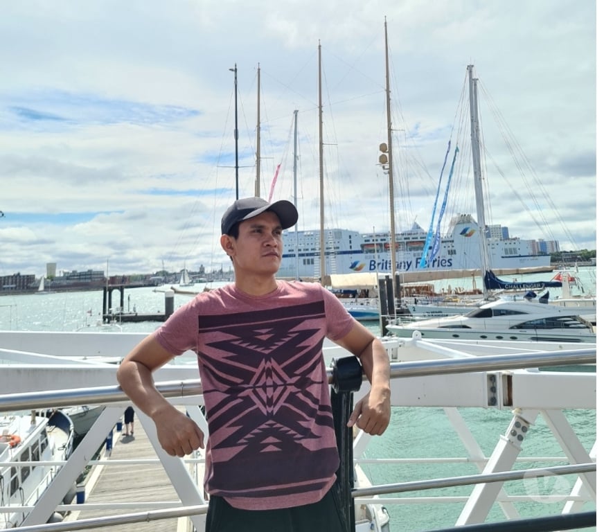  Gay massage East London Barking Station - East London - Photos for Male massage & escort