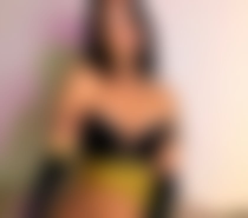  Escorts Haringey North London - Photos for TANYA PARTY GIRL HOTT SEXY OUTCAL INCALL