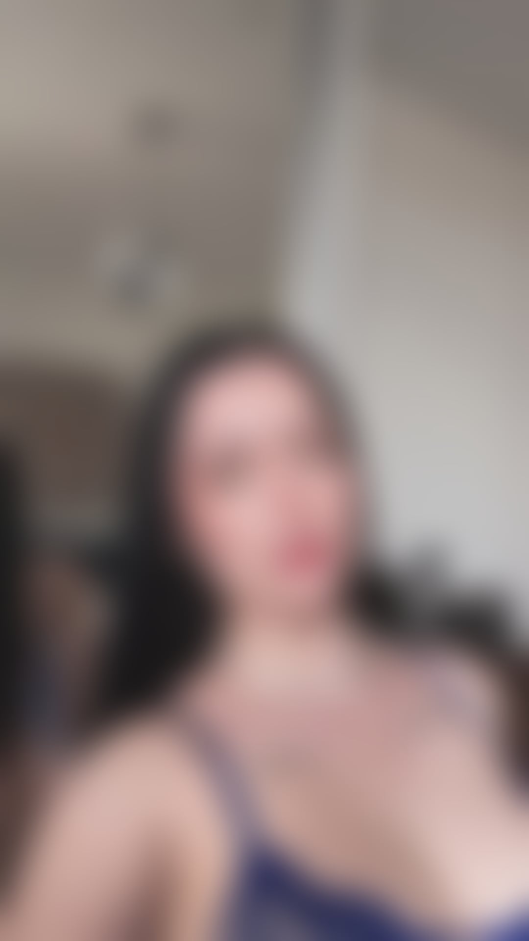 Escorts West London Kilburn Park Station - West London - 