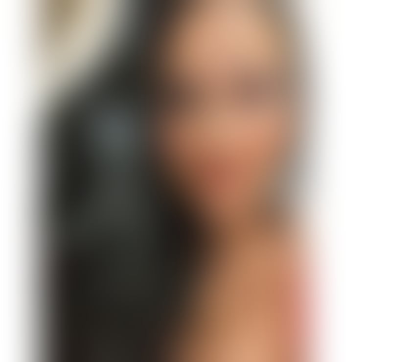 BRUNNAX natural breasts and butt, tanned body 🍑👙