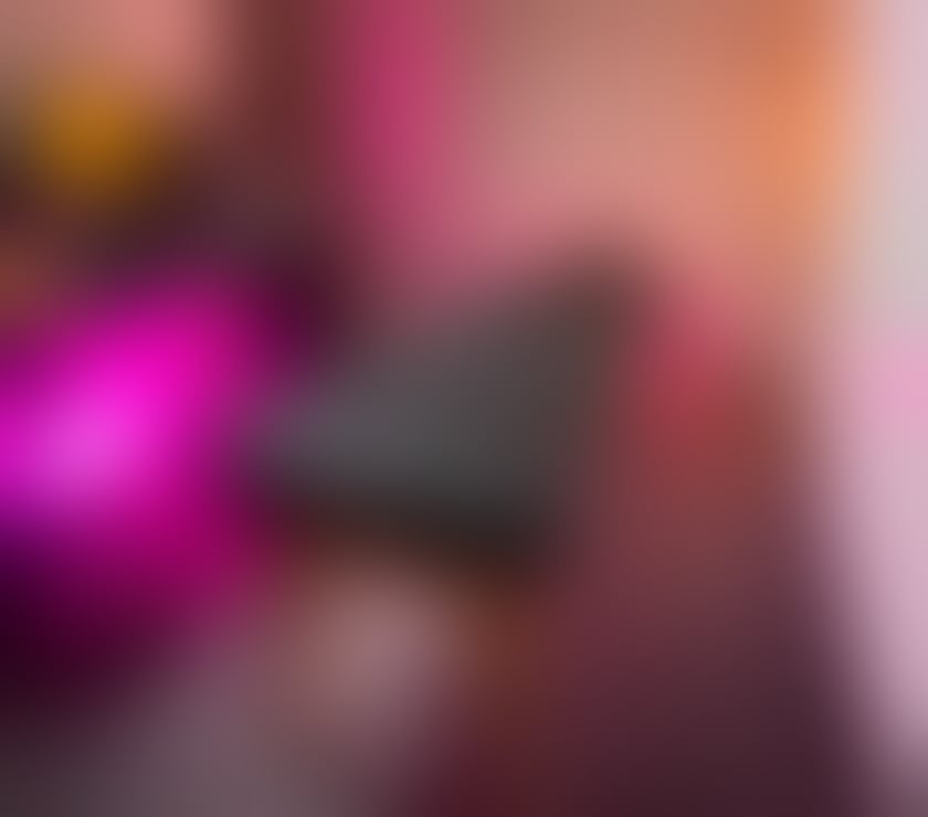 Escorts East London Gallions Reach - DLR Station - East London - Photos for Male Masseur, Sensual massage for women