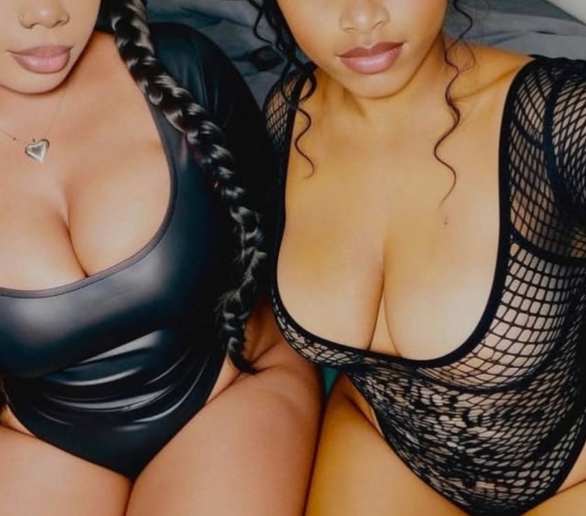 Escort Upton Park East London - Photos for CRYSTAL&ESTELA PARTY 🥳 GIRLS FULLSERVICES