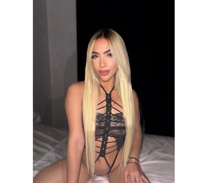 Photos for Nathalie 💕new here best service 💕