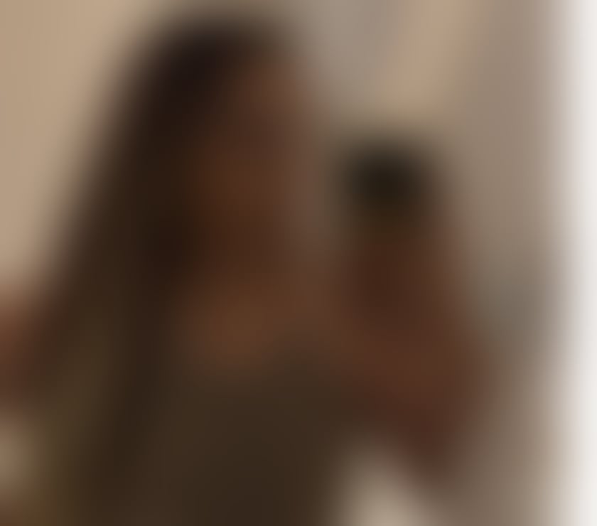 Anna, 23 – Curvy & Elegant, Discreet Company 💫