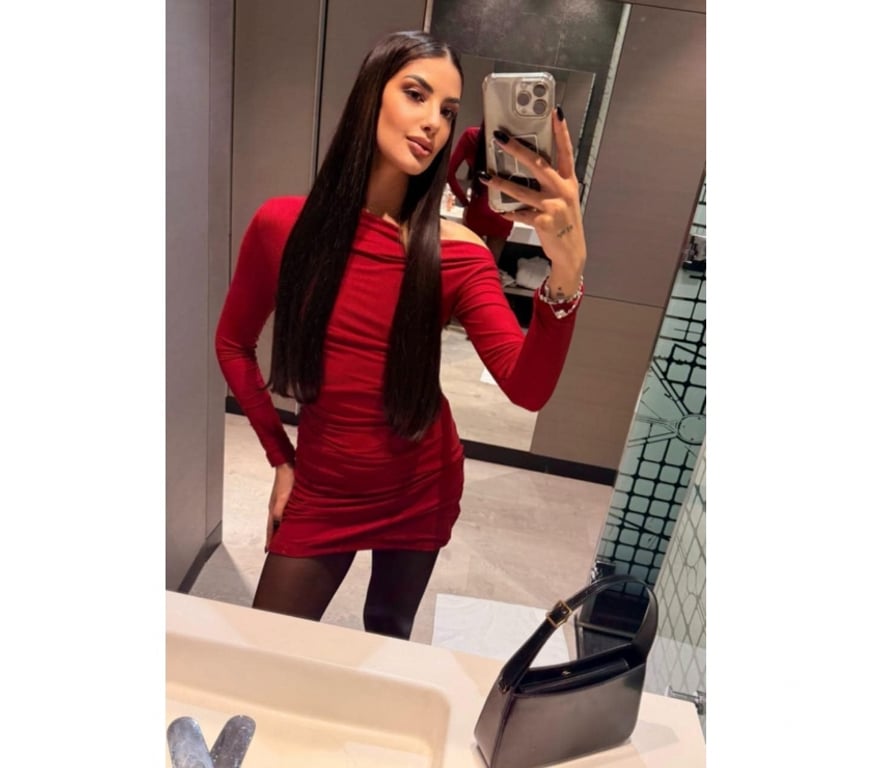 Escorts Essex Basildon - Photos for 💎 BRAZILIAN NATURAL BEAUTY 🌸 OUTCALL ESSEX 💫