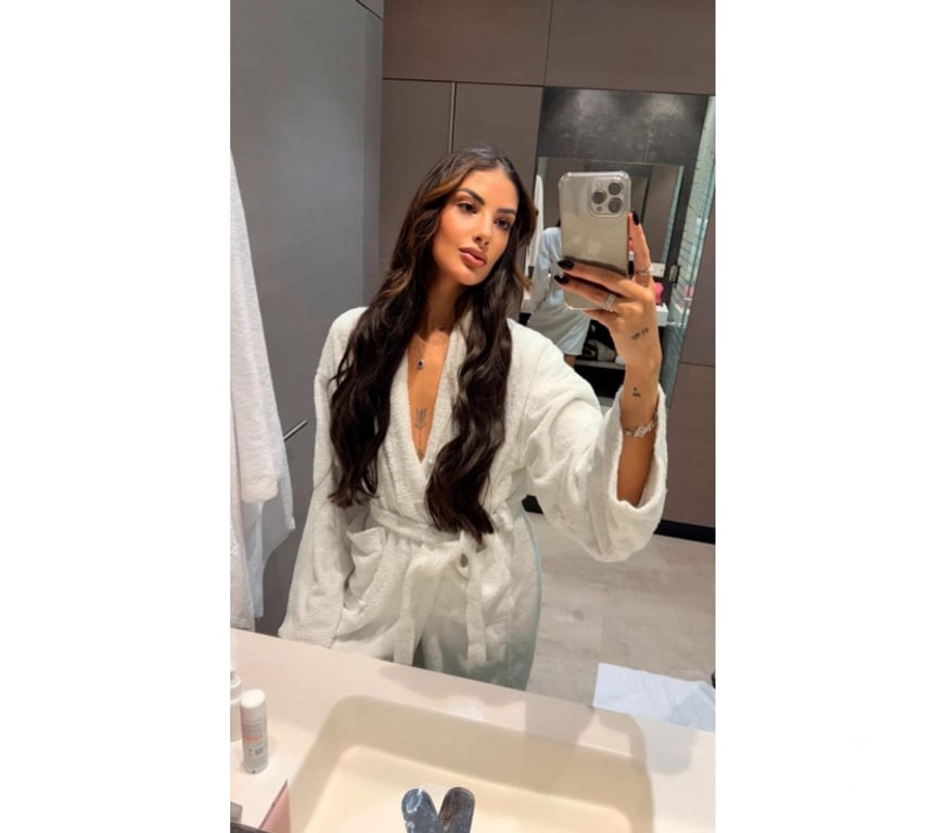 Escorts Essex Basildon - Photos for 💎 BRAZILIAN NATURAL BEAUTY 🌸 OUTCALL ESSEX 💫