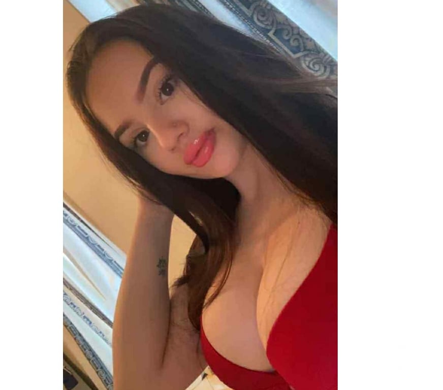 Escorts North London Enfield - Photos for Barbie new girl ♥️