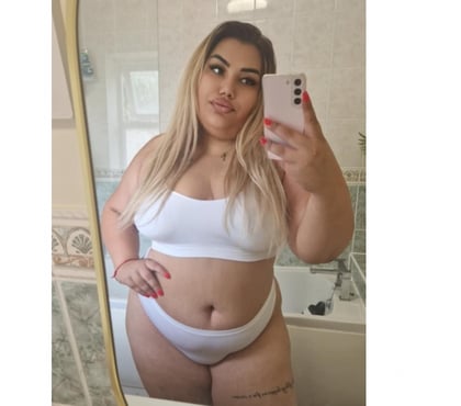 Escorts Hayes Hillingdon - Photos for Chubby ajlin back for few days 💋