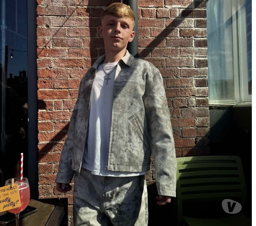  Gay massage York York - York - Photos for Fun, Flirty & Full of Good Vibes