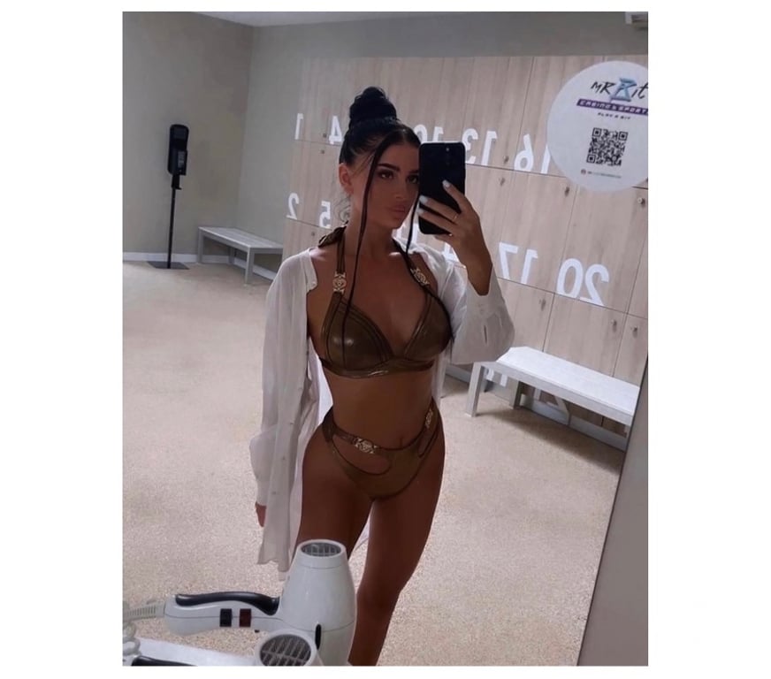 Escorts West Yorkshire Bradford - Photos for Non-Stop OUTCALL PARTY 😍