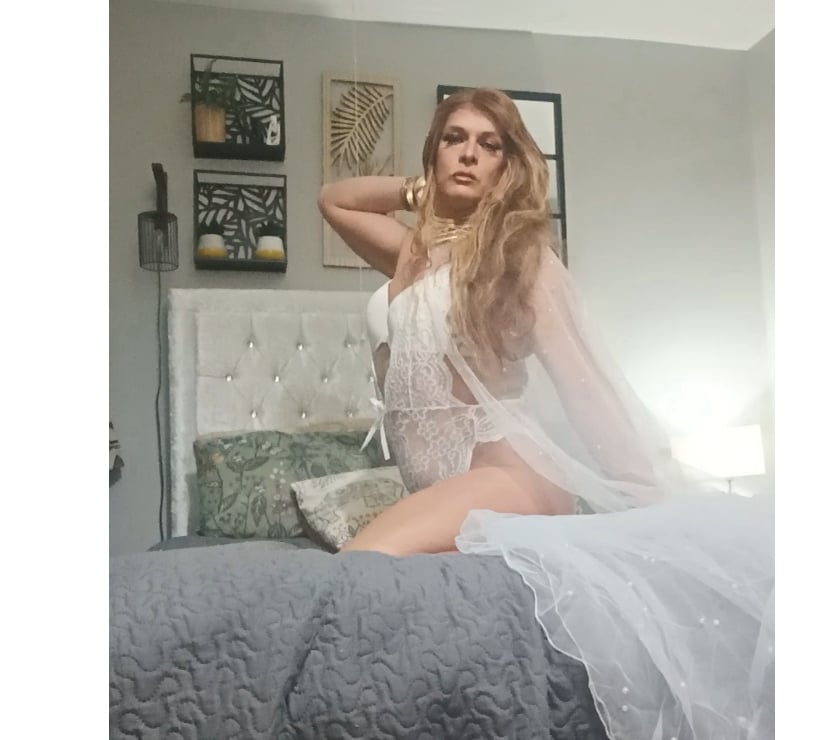 Trans Escorts East London Plaistow - East London - Photos for English TS Belle