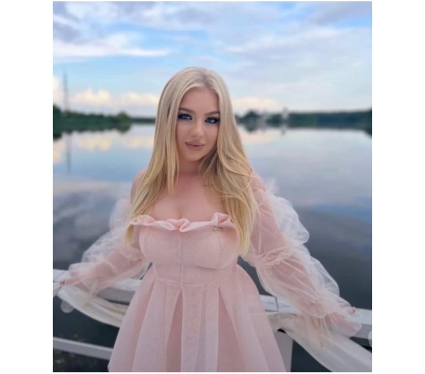 Escorts Windsor and Maidenhead Windsor Castle - Windsor and Maidenhead - Photos for Ⓢⓔⓧⓨ ⓑⓛⓞⓝⓓⓔ Allison in Windsor