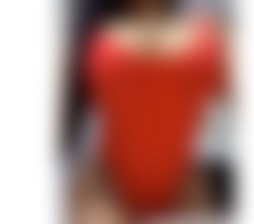 Escorts South Croydon Croydon - Photos for Luna a hot girl with a natural and naughty baby💋🫦