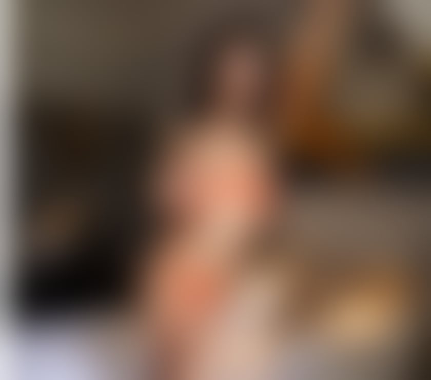 toys available 🍭 party x call me now babe 🔝