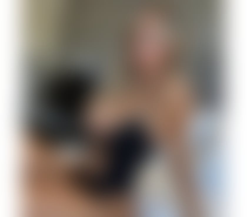 Escorts East London Mile End - East London - Photos for “Karina – The Blonde Beauty❤️just outcall