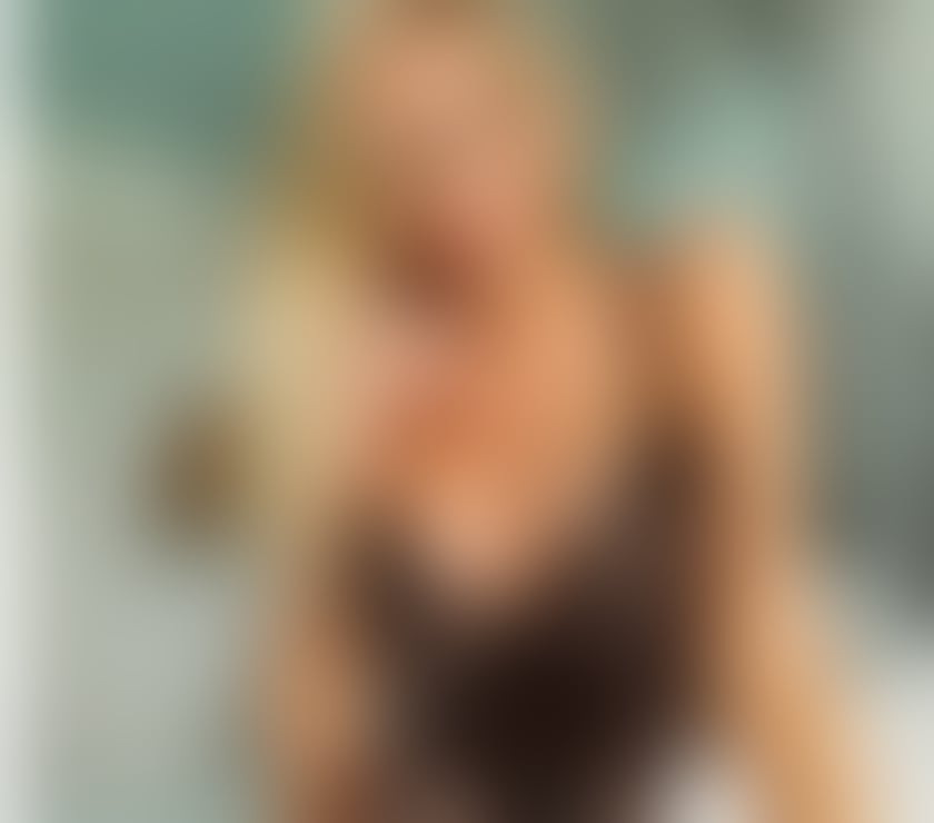 Escorts Walthamstow East London - Photos for “Karina – Your Elegant 26-Year-Old Blonde❤️