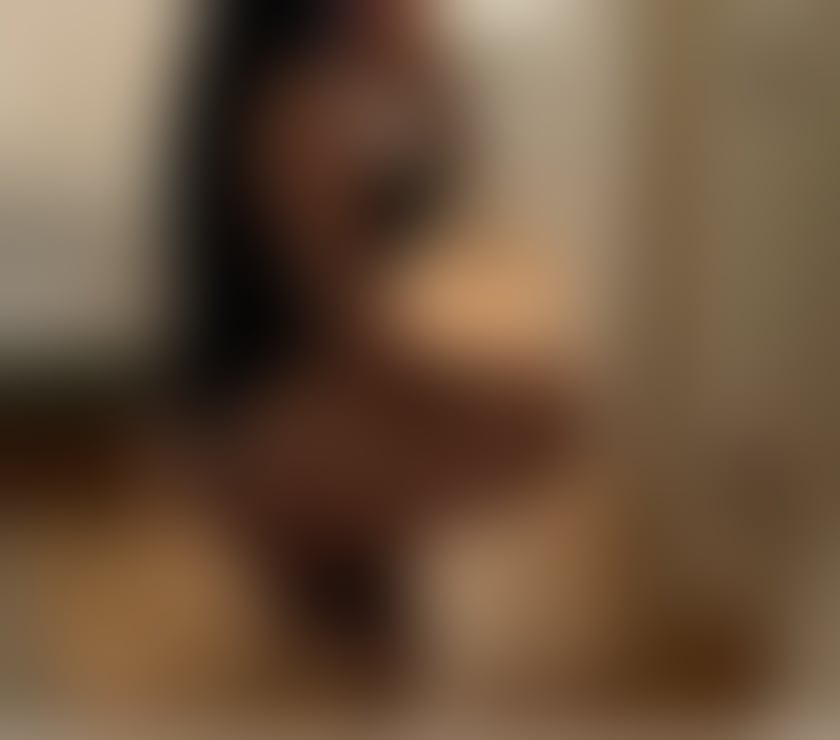 Duo Escorts Manchester City Centre Manchester - Photos for NEW IN TOWN🤩HOT BRUNETTE😍GFE💧PARTY