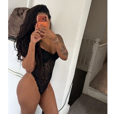 Escorts Addiscombe Station South East London - Photos for Brazilian party girl