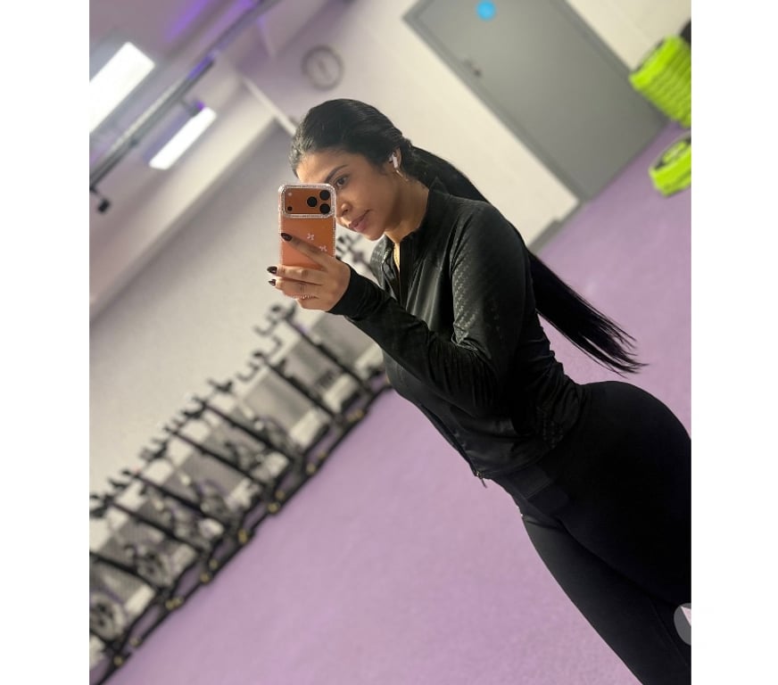 Escorts West London Hounslow - Photos for Sexy Bombshell 😈 💯Real party girl 😈Strapon 😈