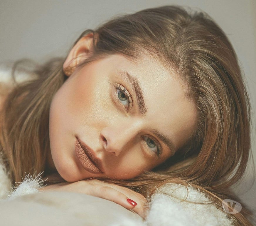 professional photographer Norfolk Norwich - Photos for We’re Looking for YOU Home-Based Modelling Opportunities