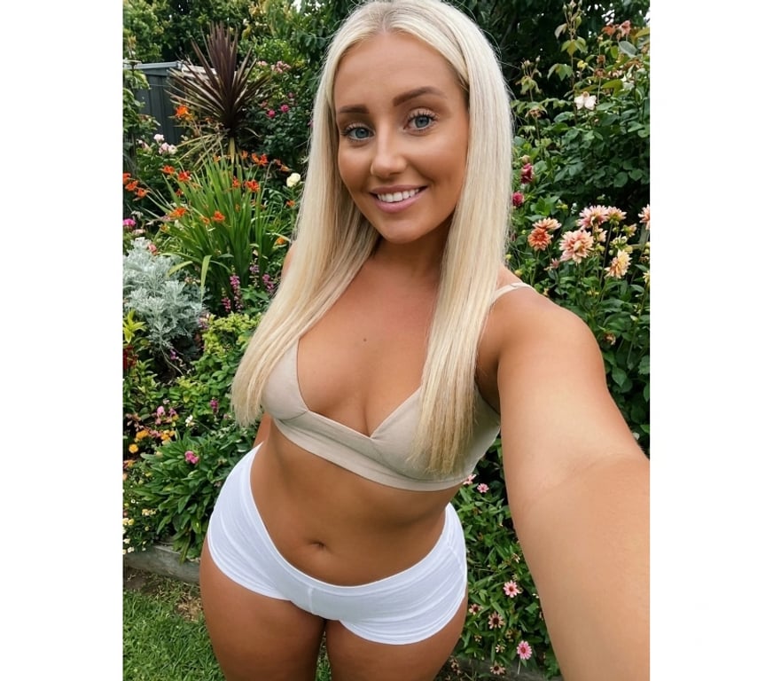 Adult Entertainment Gloucestershire South Gloucestershire - Photos for Avaliable all day and night drop me a message 😈💋