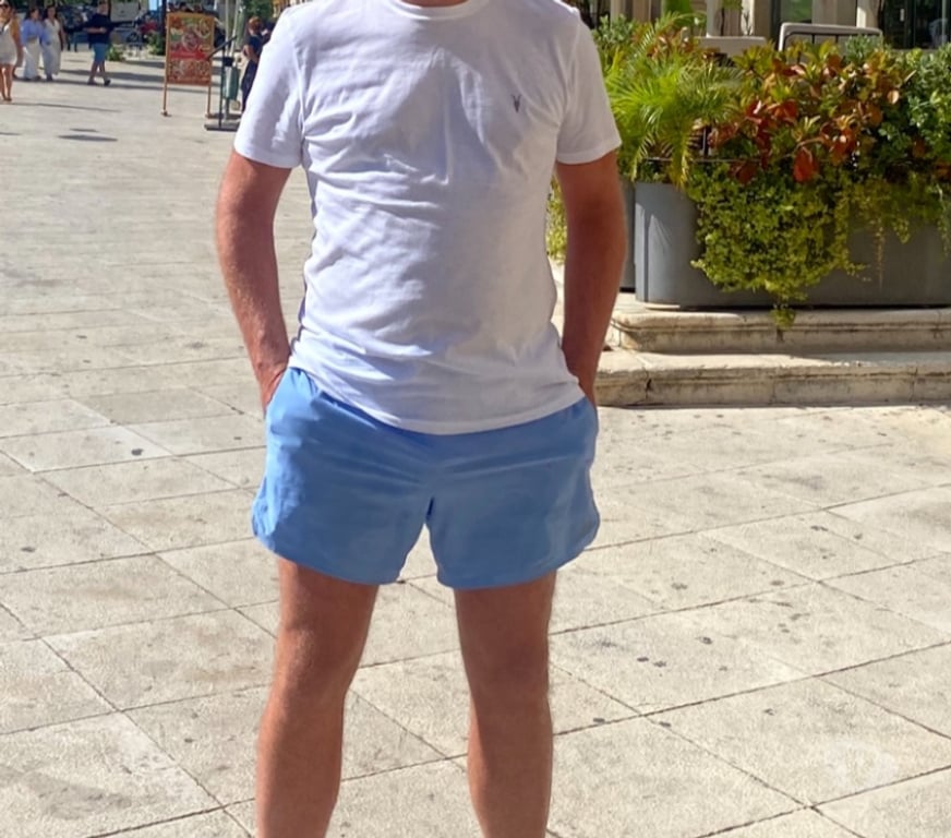 Gay Dating Tyne and Wear Sunderland - Photos for Slim fit bi guy looking for similar