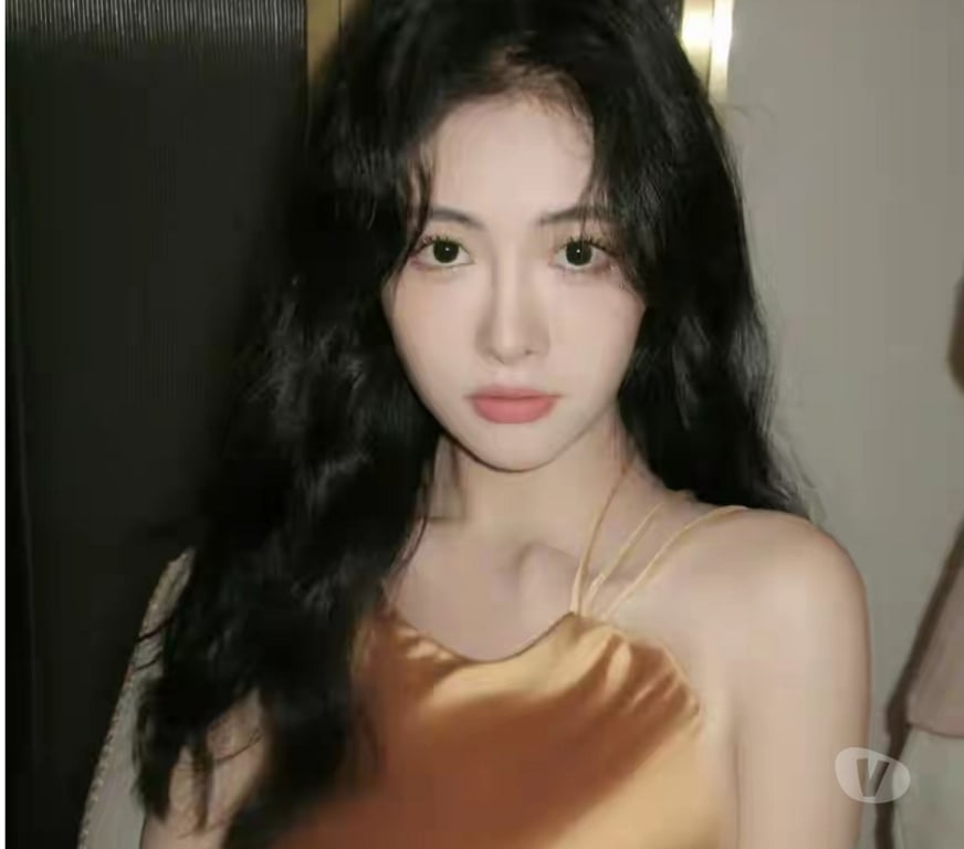 Escorts Edinburgh Holyrood Park - Edinburgh - Photos for ✨Evening Reflection · Soft & Thoughtful✨