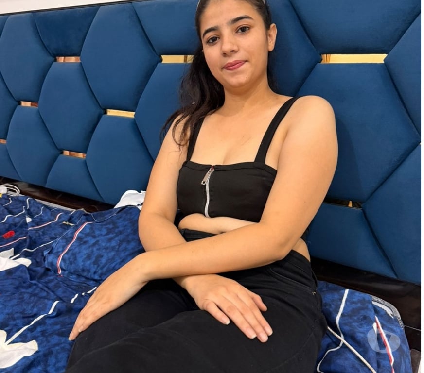 Escorts East London Abbey Road - DLR station - East London - Photos for VIP Indian Beauty 💕 Full Relaxation