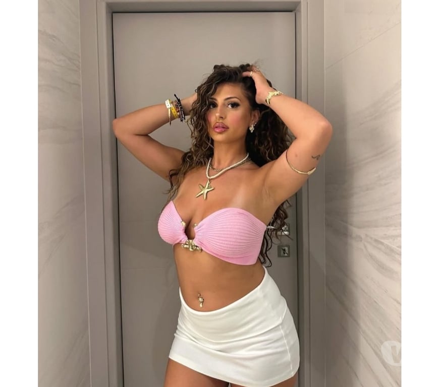 Escorts Surrey Elmbridge - Photos for Ready💕FOR💕Party💕Now💕