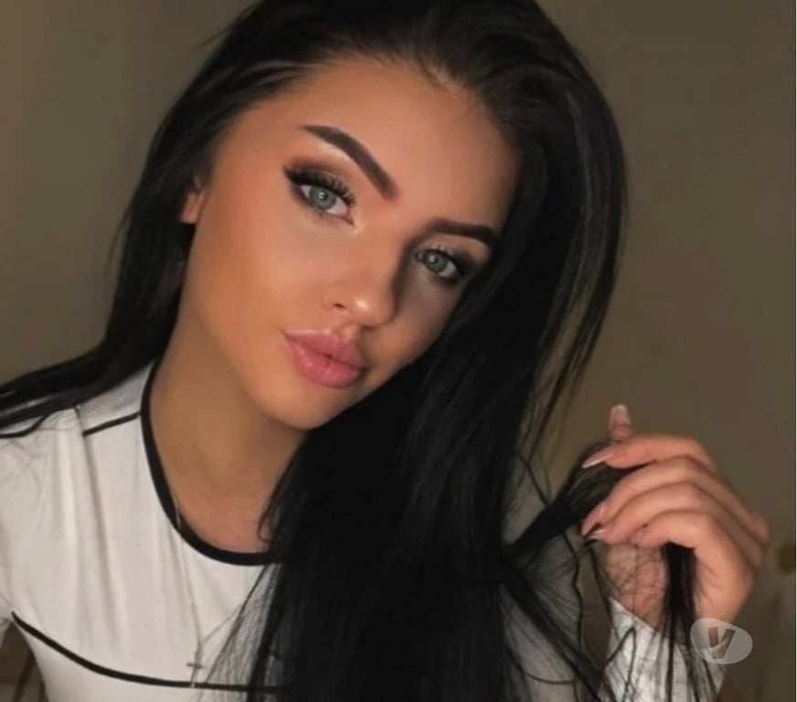 Adult Entertainment North Yorkshire Acaster Selby - York - Photos for Cheeky brunnette and handsome male