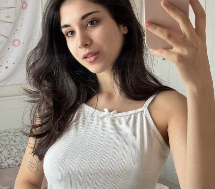 Escorts West Midlands Coventry - Photos for Stylish Indian Girl Looking for a Memorable Private Meet.