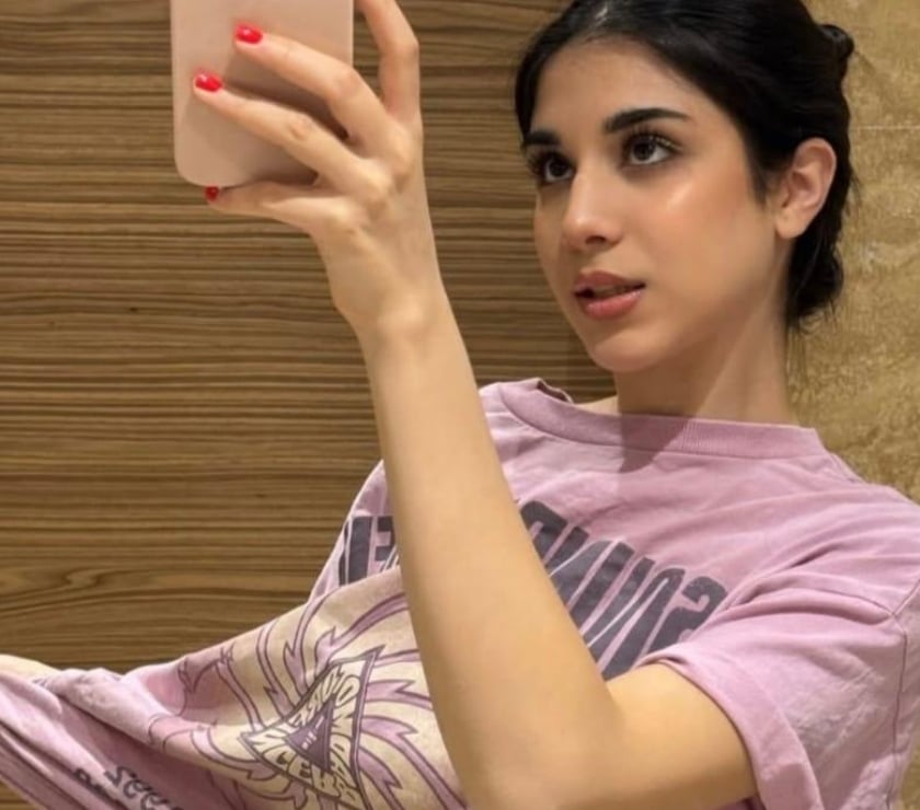 Escorts West Midlands Coventry - Photos for Stylish Indian Girl Looking for a Memorable Private Meet.