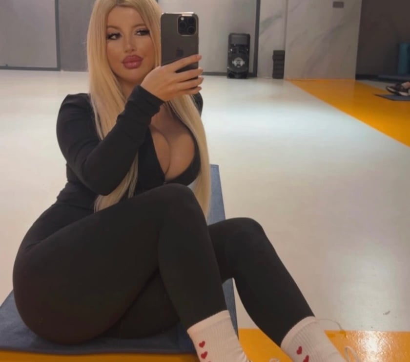 Escorts Surrey Reigate and Banstead - Photos for 🌸🌺 HOT🍀🌸JUST OUTCALL🍀🌸SEXY BLONDE☘️