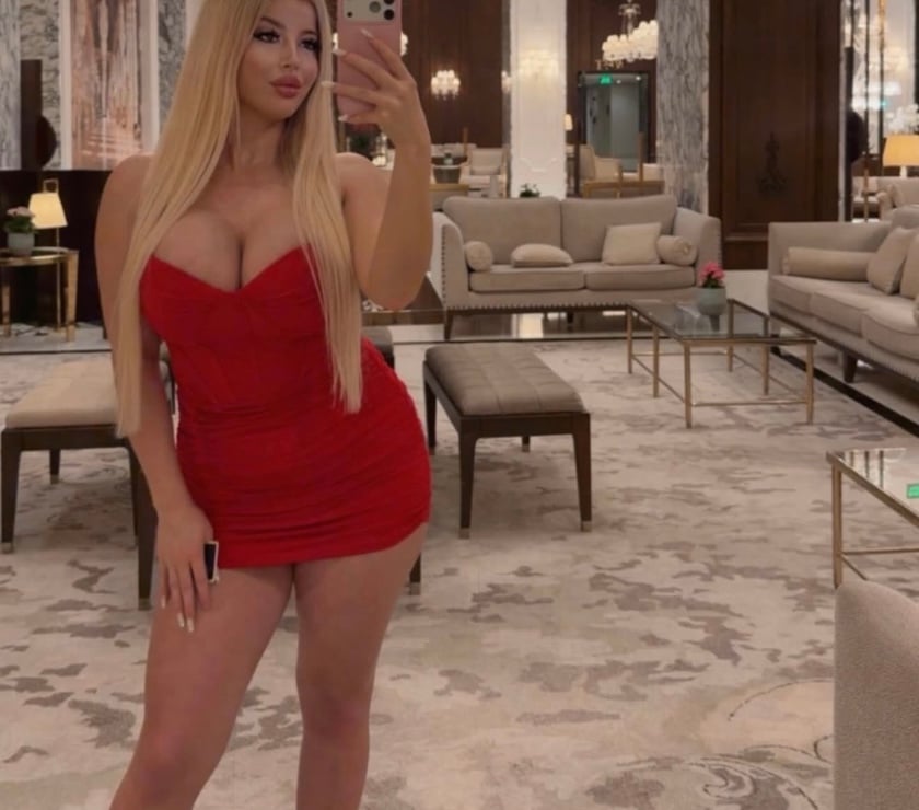 Escorts Surrey Reigate and Banstead - Photos for 🌸🌺 HOT🍀🌸JUST OUTCALL🍀🌸SEXY BLONDE☘️