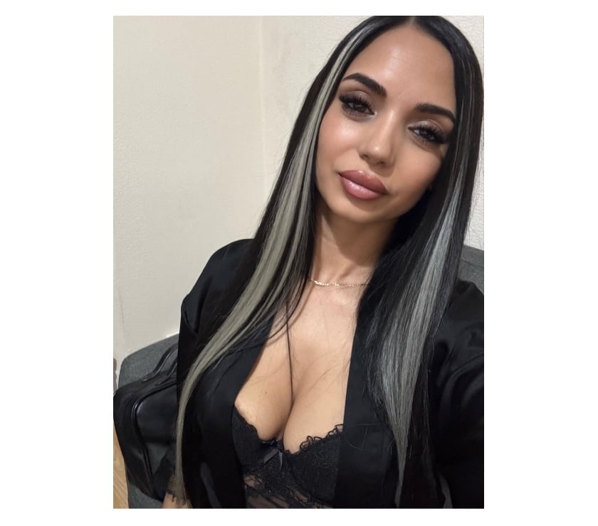 Escorts East London Bow - East London - Photos for 🫦REAL AND PERFECT 💯LORA PARTY GIRLS❤️OWO🥂🔥