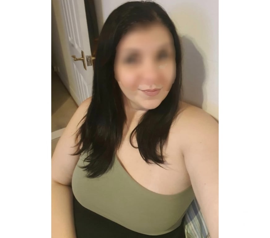 Escorts Kent Medway - Kent - Photos for Mistress Mandy in Strood! Don't hesitate! 10am till 9pm!