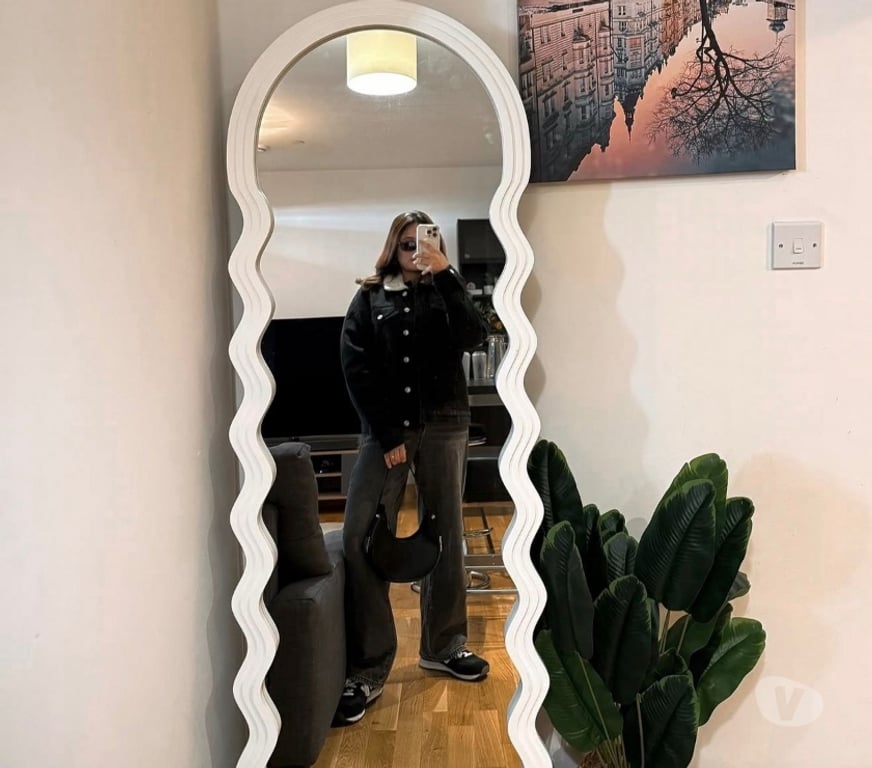 Escorts West Midlands Coventry - Photos for Friendly Indian Girl For Social Outing - Coventry