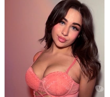 Photos for 👉 😘 EASYGOING, CHARMING & HARD TO FORGET 😘