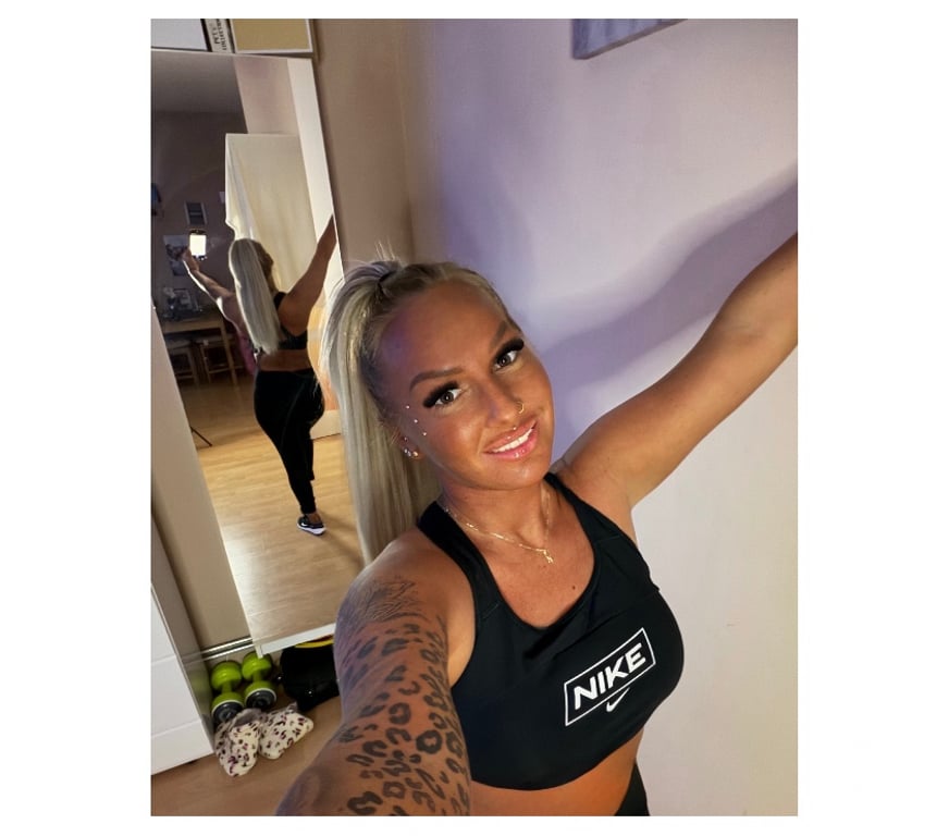 Escorts Belfast Belfast City Centre (South) - Belfast - Photos for Hi, I’m NIA ❤️ New in Belfast ❤️Hungarian