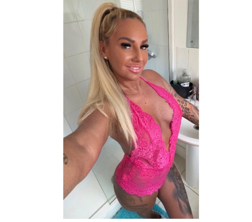 Escorts Belfast Belfast City Centre (South) - Belfast - Photos for Hi, I’m NIA ❤️ New in Belfast ❤️Hungarian