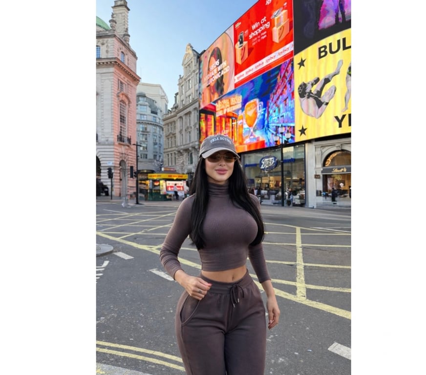 Escorts Greater Manchester Manchester - Photos for Laura Brazilian PARTY 🔥 GFE 💕
