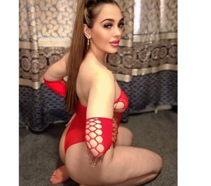  Escorts & Erotic Massage Southampton International Airport Eastleigh - Photos for Naughty Lara 🪩 🔝 Nice BLONDE 🔝SLIim