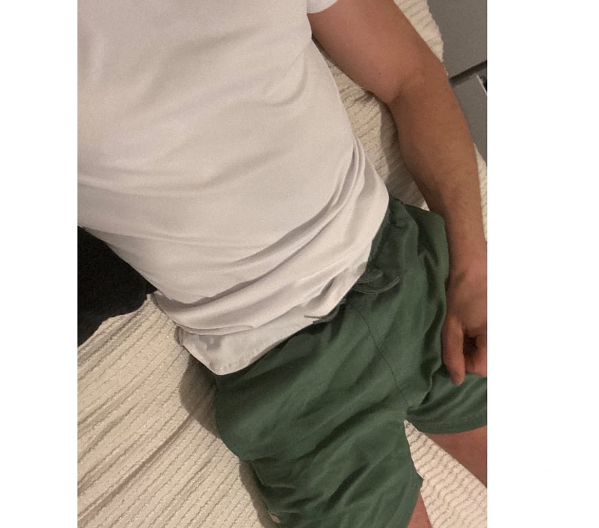 Adult Entertainment Kent Medway - Kent - Photos for Offering some adult entertainment