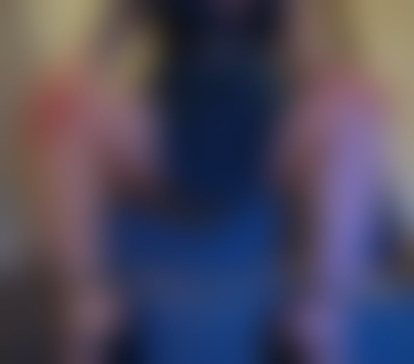 Stunning Busty Curvy Lady Domination🩷