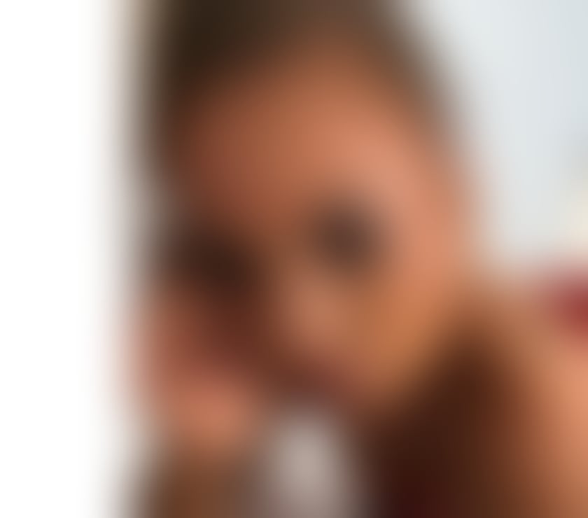 Hello babbes acailable now